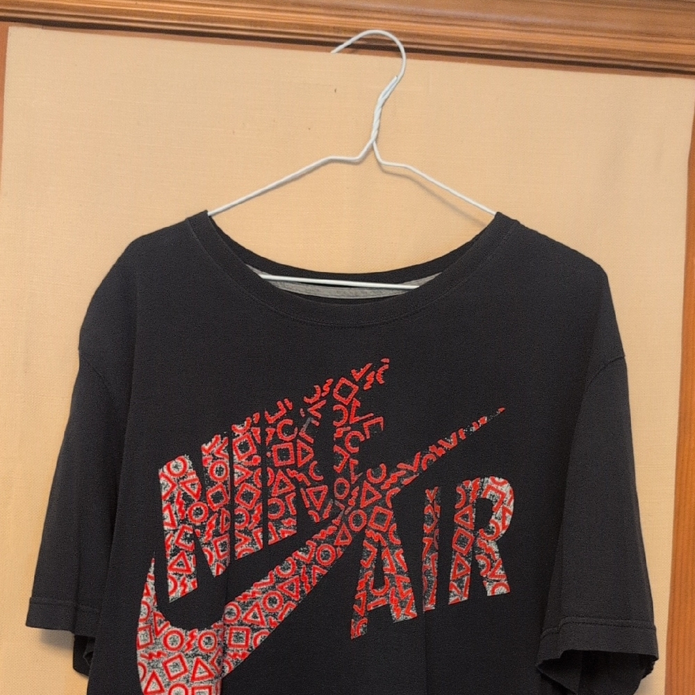 Nike Regular Fit Nike Air Swoosh Logo Black Double Extra Large 2XL T-Shirt